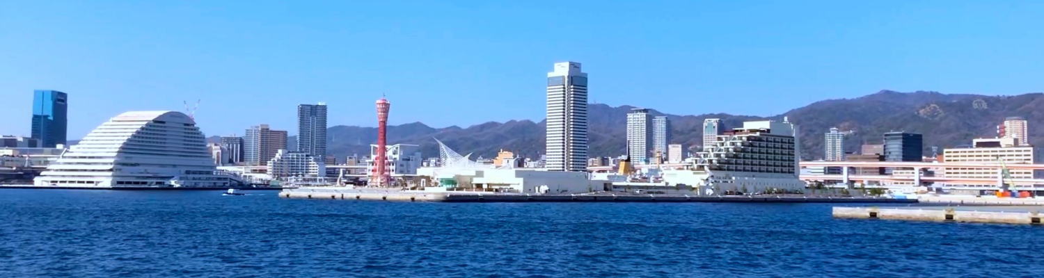 姫路城と城崎温泉を浴衣で散策の娘