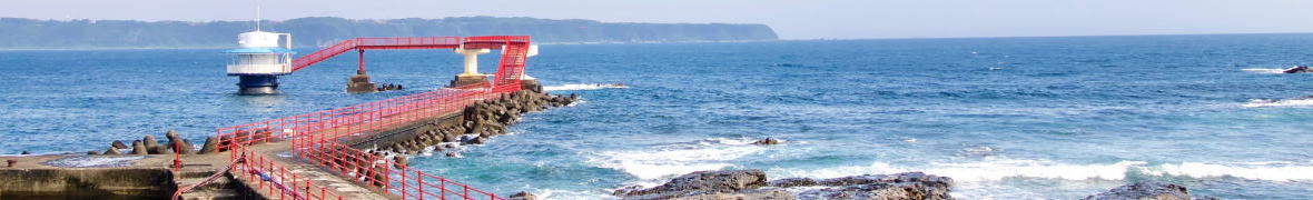 串本海中公園海中展望塔