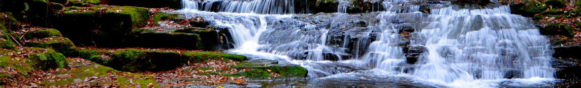 赤目四十八滝 雛壇滝（ひなだんだき）